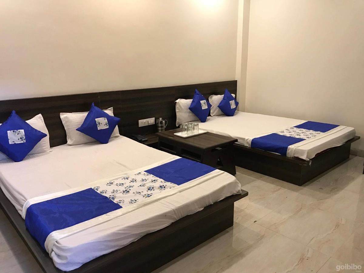 אויאיין Hotel City Palace מראה חיצוני תמונה