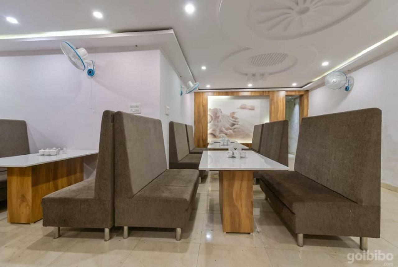 אויאיין Hotel City Palace מראה חיצוני תמונה